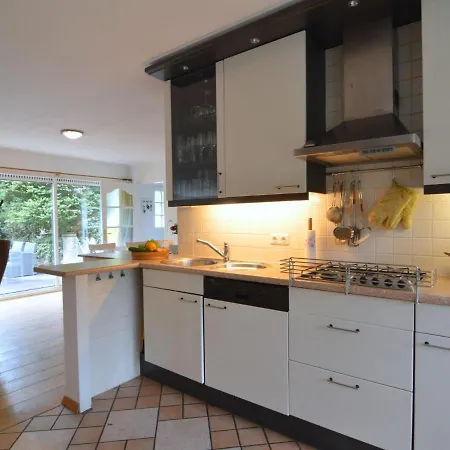Holiday home Attractive With Sauna And Hot Tub