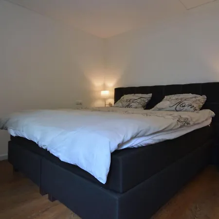 Attractive With Sauna And Hot Tub * Voorthuizen