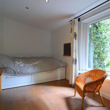 Holiday home Attractive With Sauna And Hot Tub *