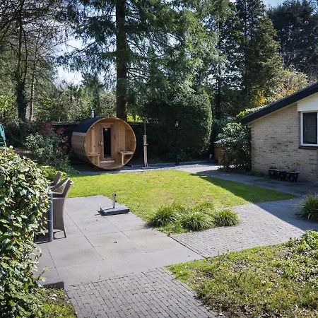 Attractive With Sauna And Hot Tub Holiday home