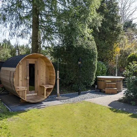 Near De Veluwe 부투이젠