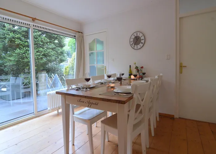 Near De Veluwe * 부투이젠